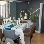 The Reubens 3*